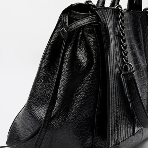 Black w/Gunmetal Straps Commuter Bag - Picture 4 of 8